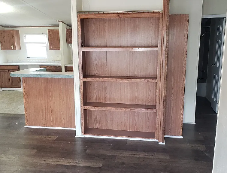 128 Loma Linda Ln — Photo 8