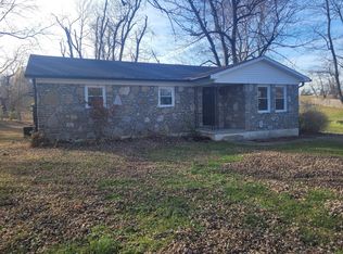 102 Furrow Ln, Frankfort, KY 40601