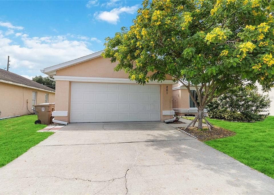 1st image of 201 Hidden Springs Cir