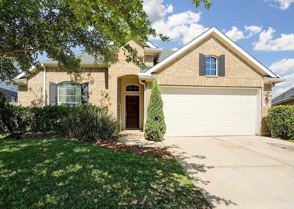 1st image of 2806 Chalet Knolls Ln