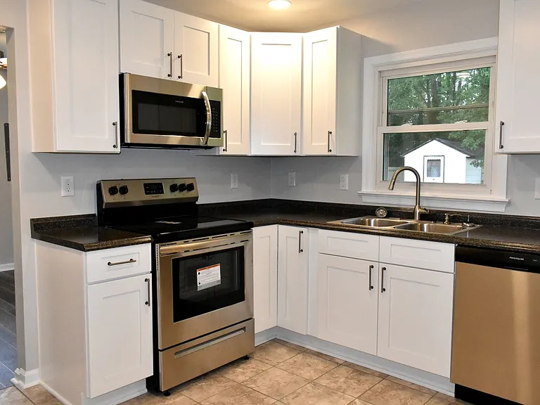 219 Woodhaven Rd — Photo 14