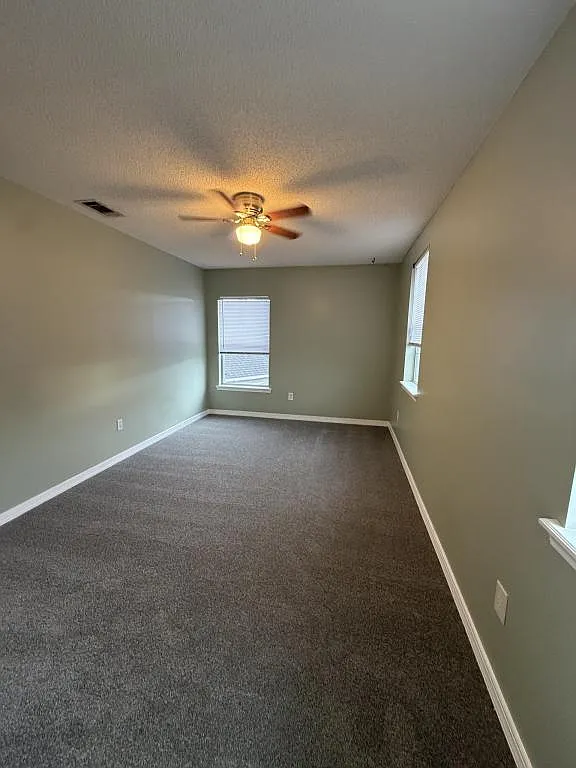 2065 Juniper Dr — Photo 3