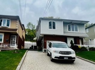 408 Little Clove Rd, Staten Island, NY 10301