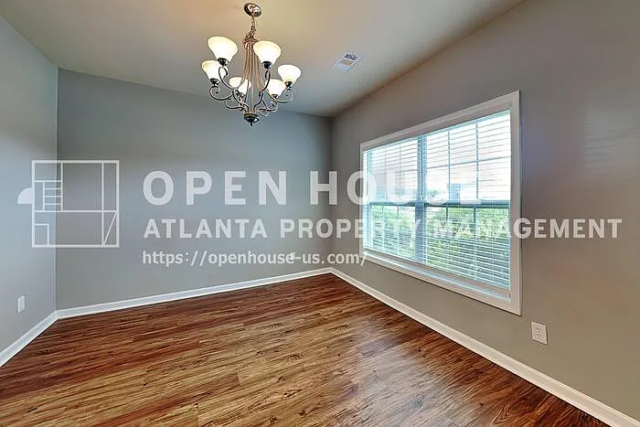 6430 Queensdale Dr — Photo 7