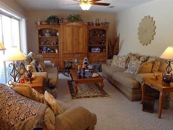 5th image of 1481 Highfield Dr