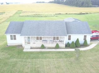 6733 Coonpath Rd NE, Lancaster, OH 43130