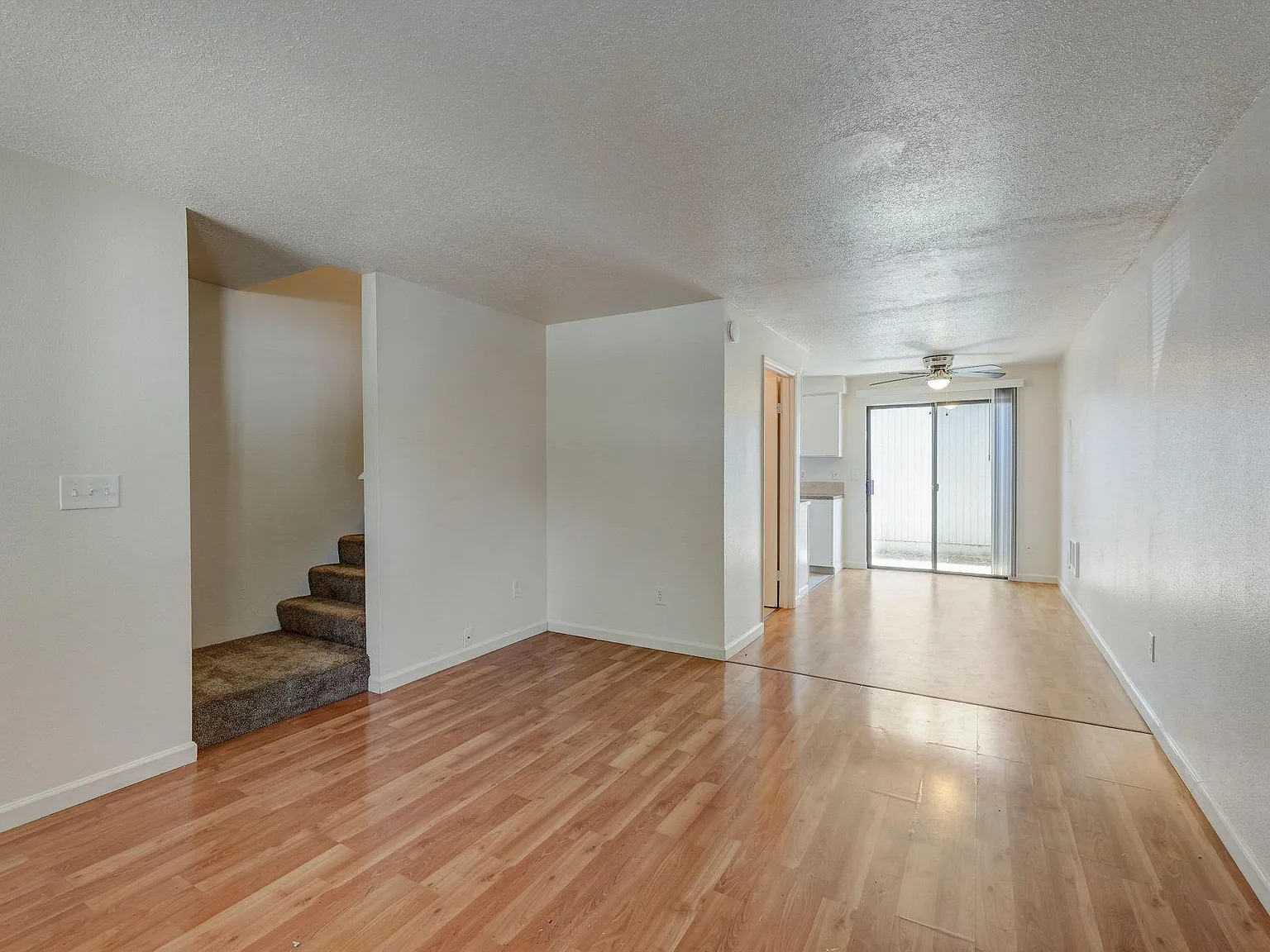 Brookwood Firs Apartments — Photo 2