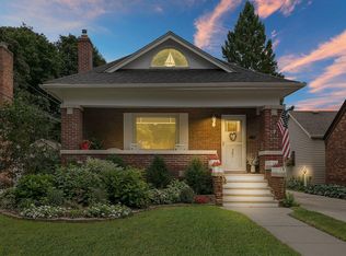 407 69th St, Kenosha, WI 53143