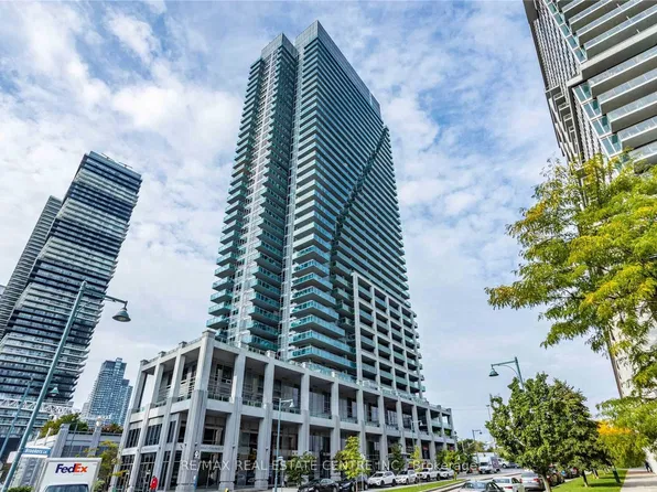 16 Brookers Ln, Toronto, ON