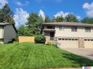 1177 N Columbia Ave, Seward, NE 68434