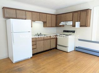 15 Elm St APT 1, Bangor, ME 04401