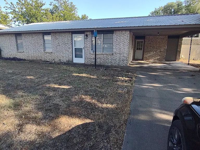 1400 Remington St — Photo 23