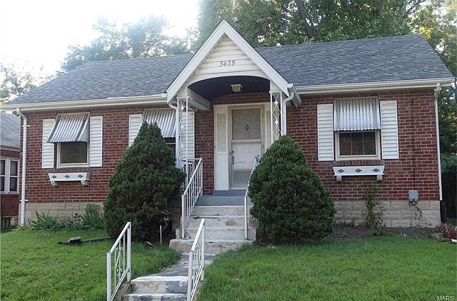 1st image of 3435 Lindscott Ave
