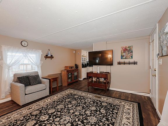 5th image of 153 Leavitt Road