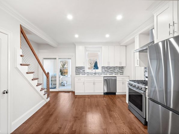 9 Shaw Ct #9