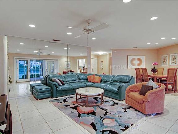 5th image of 1501 Caribbean Dr