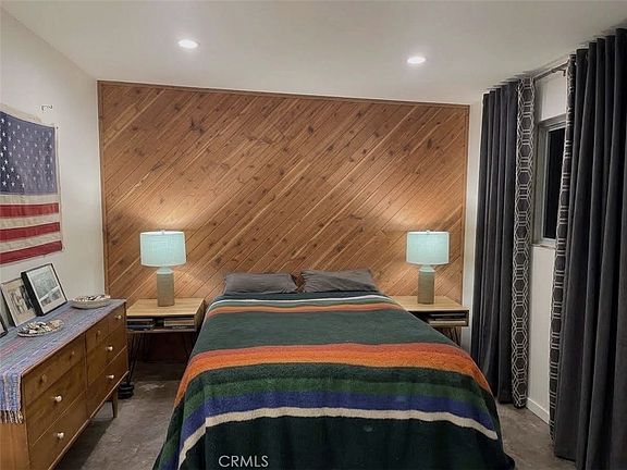 2nd image of 19 Easy St
