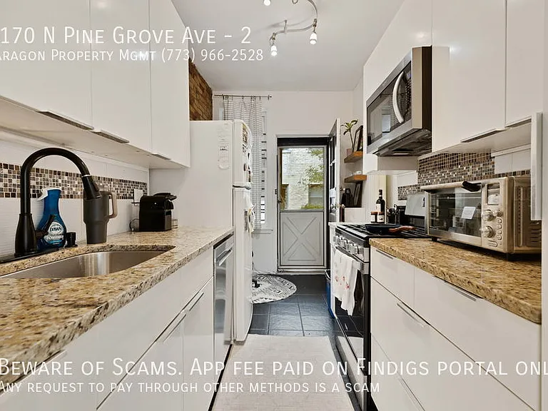3170 N Pine Grove Ave #2 — Photo 6