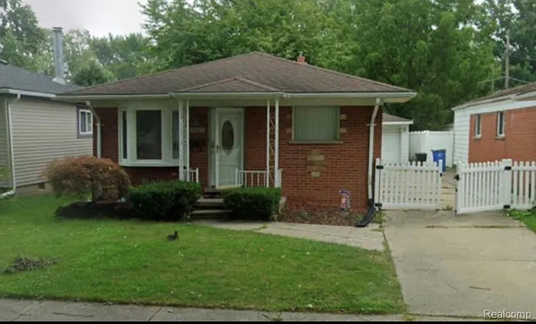 4485 Gertrude St — Photo 1