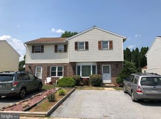 122 Heritage Rd, Ephrata, PA 17522