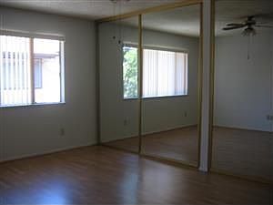 3rd image of 183 Silcreek Dr