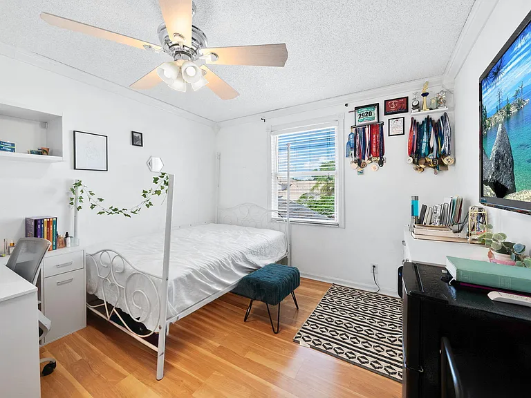 10569 Pelican Dr — Photo 21