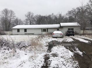 1970 Mahoning Rd, Deerfield, OH 44411