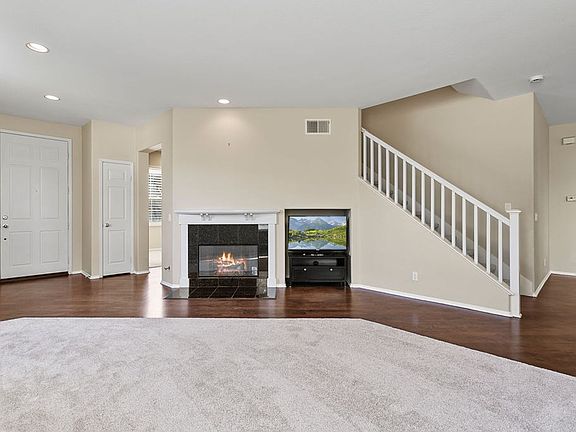 4th image of 37 Trail Canyon Dr