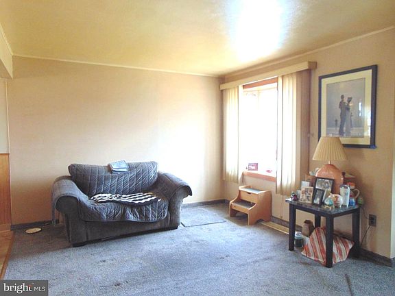 4th image of 123 Mitchell Ave