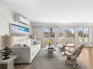 21 Peconic Ave, Shelter Island, NY 11964