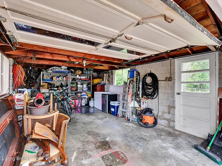 3812 Klondike Ln — Photo 37