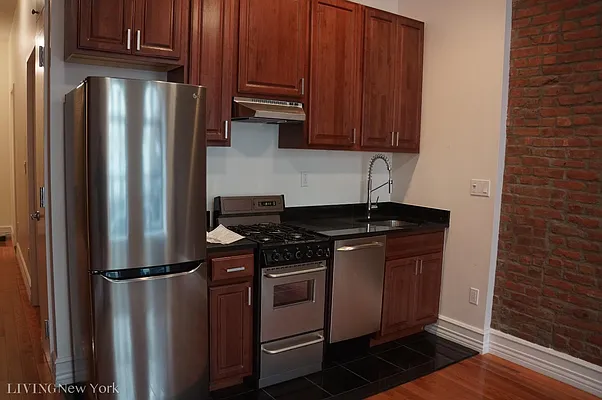 Rented by Living New York | media 21