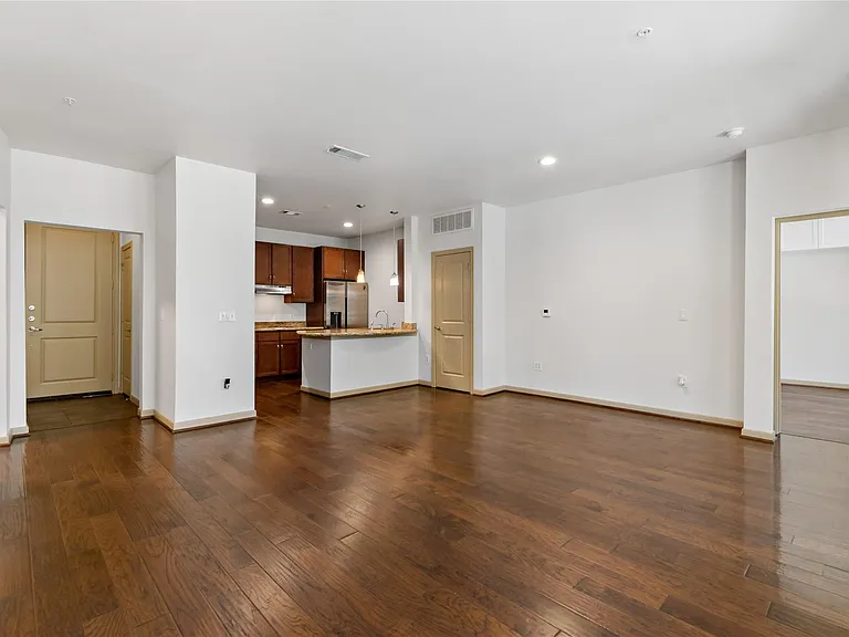 505 Jackson Hill St #103 — Photo 6