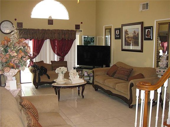 3rd image of 100 Spinwood Ct