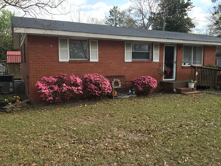 410 E McGregor St — Photo 1