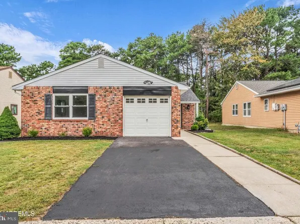 18 Whitecap Way, Brick, NJ 08723