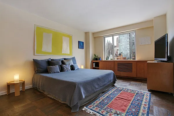 Sold by Corcoran | media 3