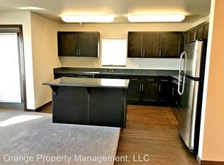 1406 N Main St APT 102, Watford City, ND 58854