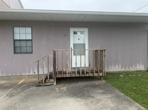 100 Lisa Dr APT 15, Brandenburg, KY 40108
