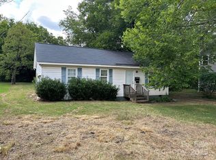 624 Northway Dr, Charlotte, NC 28208