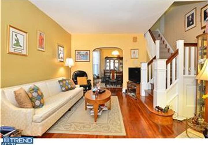 2nd image of 5514 Larchwood Ave