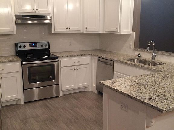5th image of 206 Eddington St
