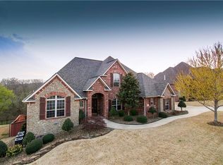 3605 NW Mountainview Rd, Bentonville, AR 72712