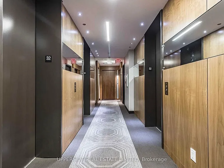 36 Park Lawn Rd #703 — Photo 3