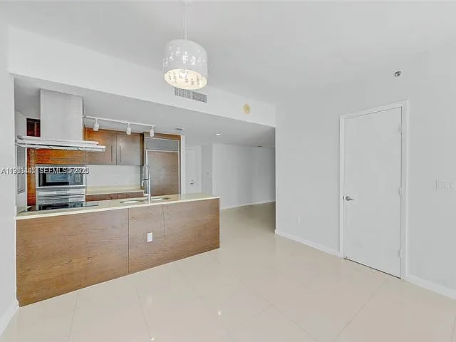 495 Brickell Ave #2103 — Photo 3