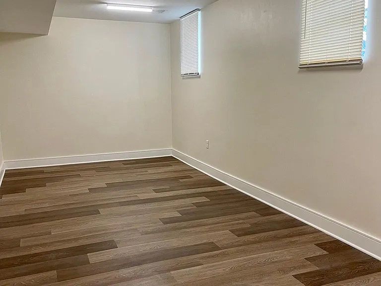 34 Wilson Ave — Photo 11