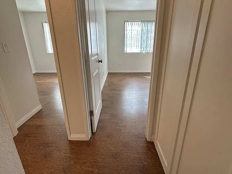204 16th Pl #C — Photo 10