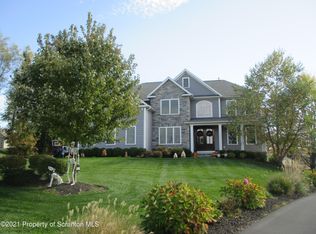 110 French Manor Rd, Clarks Summit, PA 18411