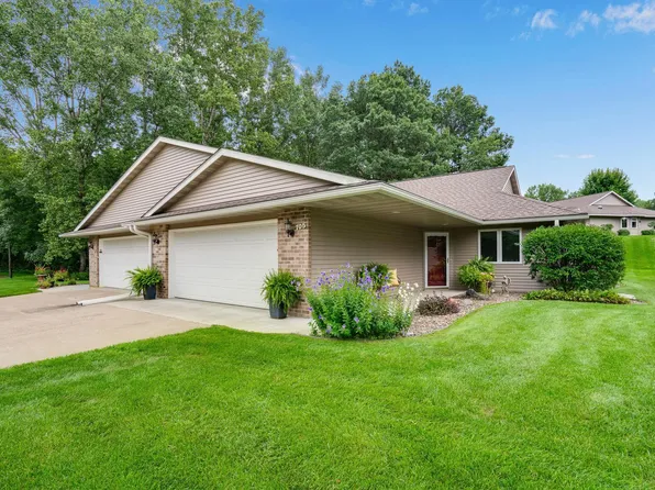 705 Shelton Dr, Stillwater, MN 55082