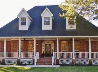 11703 Possum Hollow Ln, Houston, TX 77065